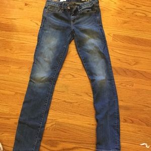 Gap skinny straight blue jeans